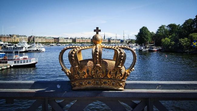 Stockholm merupakan kota yang di kelilingi kepulauan. Island hopping menjadi kegiatan akhir pekan yang seru saat musim panas di sini.