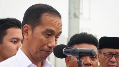 Jokowi: Sistem Kesehatan Tak Mampu Jika Warga Panik Corona