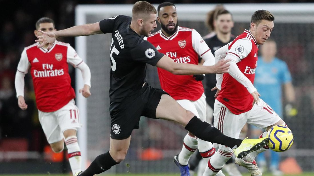 FOTO: Arsenal Semakin Terpuruk Usai Ditekuk Brighton
