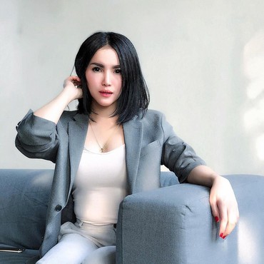 Ditanya Lagi Soal Keputusan Lepas Hijab, Begini Reaksi Intan Hardja