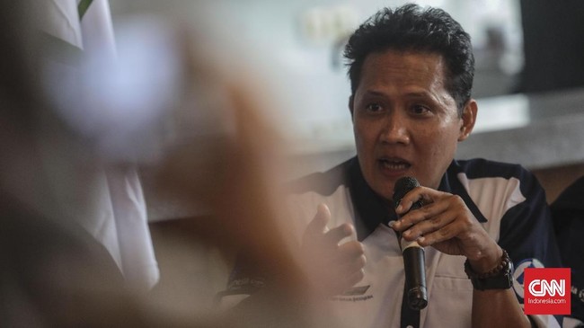 Ikatan Awak Kabin Garuda Indonesia (IKAGI) heran atas keikutsertaan istri eks Dirut Garuda pada penerbangan dari Prancis yang membawa selundupan Harley.