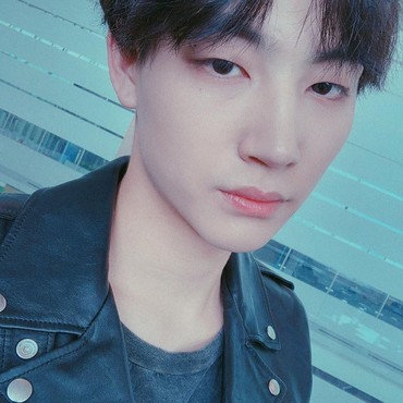 Bertanya soal Kebahagiaan, JB GOT7 Bikin Penggemar Sedih & Khawatir