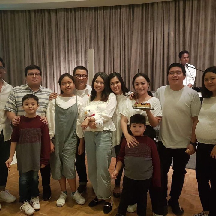 <p>Ulang tahun sang putri pun jadi momen berkumpul Helmy Yahya dan keluarga. (Foto: Instagram @febri.sjofjan)</p>