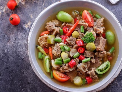 Resep Asem-asem Daging, Segar Nikmat Temani Akhir Pekan Keluarga