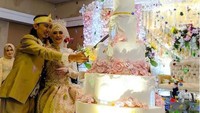 Lepas Status Duda, Intip 7 Foto Pernikahan Ade Jigo dan Irene Maya