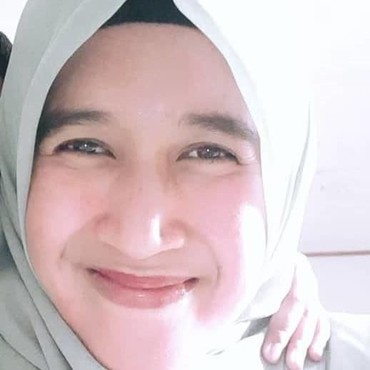 Resmi Cerai dengan UAS, Ini Curhatan Menyayat Hati Mellya Juniarti