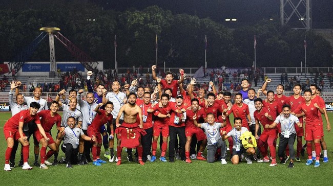 Legenda Timnas Indonesia, Peri Sandria, memori manis kala skuat Garuda meraih medali emas SEA Games 1991 di Stadion Rizal Memorial, Filipina.