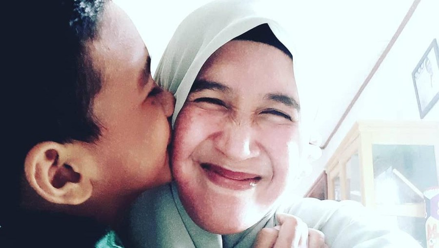 Resmi Cerai dari UAS, Apakah Mantan Istri Ajukan Banding? Hari ini merupakan batas akhir pengajuan banding Mellya Juniarti kepada Ustaz Abdul Somad. Bagaimana tindakan Mellya Juniarti?