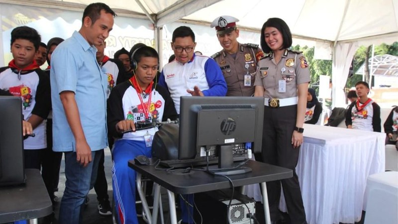 Menutup tahun 2019, PT Astra Honda Motor (AHM) mencatatkan berbagai kegiatan kontribusi untuk negeri mengantarkan anak bangsa menjadi SDM unggul.