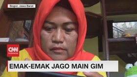 VIDEO: Emak Ocih, Emak-Emak Jago Main Gim Online