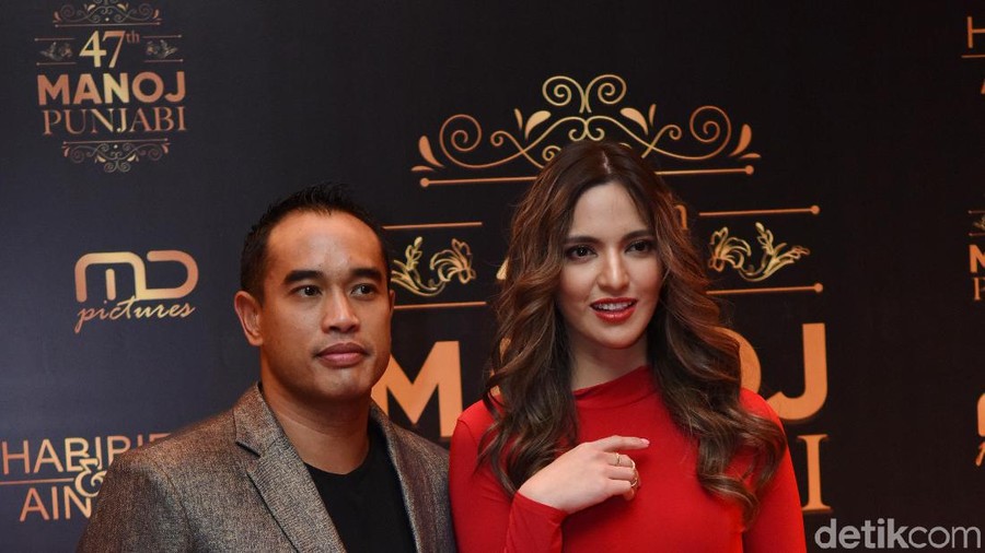 Nia Ramadhani dan Ardi Bakrie