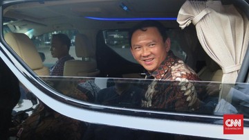 Komut Pertamina Ahok bertemu Menteri BUMN Erick Thohir pada Kamis (17/9). Pertemuan dilakukan usai Ahok melemparkan kemarahannya terhadap BUMN migas itu.