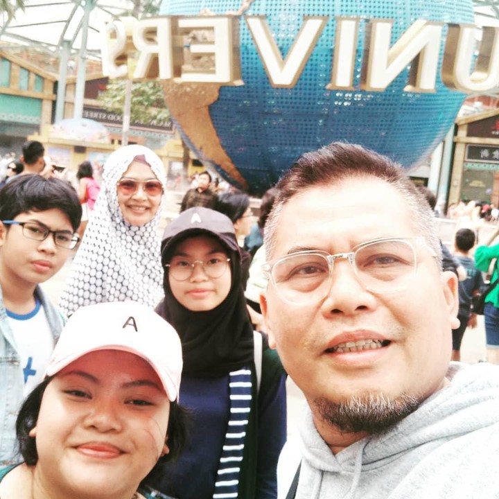 <p>Dari pernikahan pertamanya, Denny memiliki anak perempuan bernama Nindita Oriana. (Foto: Instagram @dennych)</p>