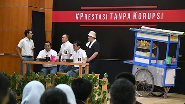 Main Drama Anti Korupsi, Erick Thohir Jadi Tukang Bakso