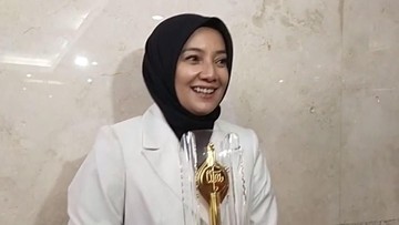 BERHIJAB SETELAH PERGI HAJI