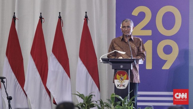 KPK menyebut partai politik yang mengusung eks napi koruptor sama saja tak mendukung semangat pemberantasan korupsi.