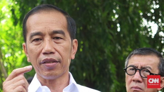 Seorang warga Bali sempat ditangkap polisi terkait dugaan pencemaran nama baik terhadap Presiden Jokowi. Setelah meminta maaf, kasus dihentikan.