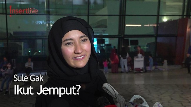 Ditanya Soal Sule, Naomi Zaskia: Bisa Gak Usah Ngomongin Itu?