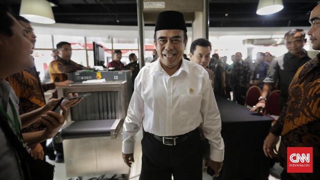 Menteri Agama Fachrul Razi menyebut wajar jika ada perbedaan pendapat terkait cara menghormati agama lain, selama tidak dibarengi dengan pemaksaan kehendak.