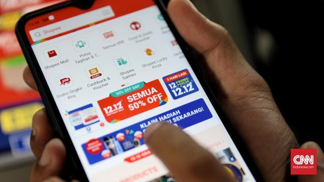 Ilustrasi online shop menyambut harbolnas 12.12, Jakarta, Senin, 9 Desember 2019. CNNIndonesia/Safir Makki