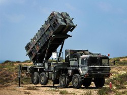 Spanyol Akan Kirim Sistem Pertahanan Udara Buatan AS ke Ukraina