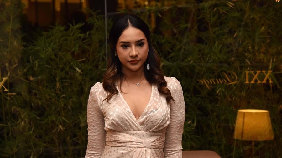 Anya Geraldine