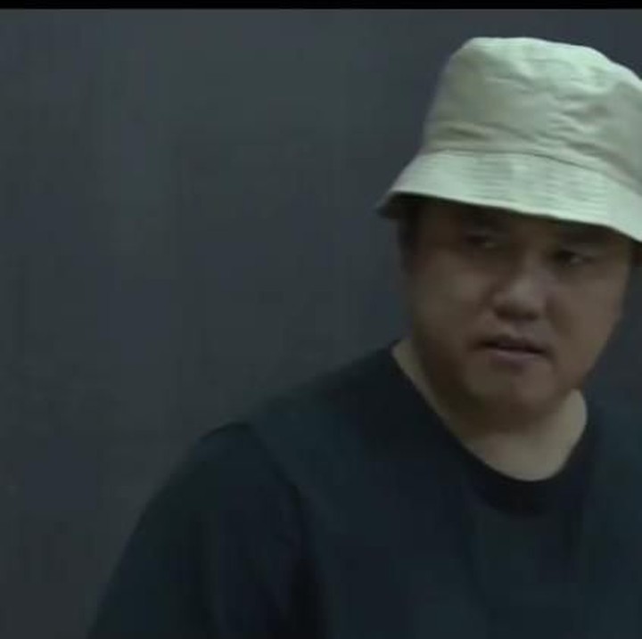 <p>Lewat perannya sebagai tukang bakso, Erick menyampaikan pesan kepada para siswa untuk menjauhi korupsi. (Foto: Instagram/ @erickthohir)</p>