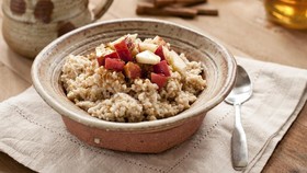 Diet Oatmeal: Cara, Manfaat, dan Risiko