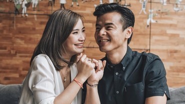 Dion Wiyoko Dikaruniai Anak Pertama, Namanya Gianna Mae Wiyoko
