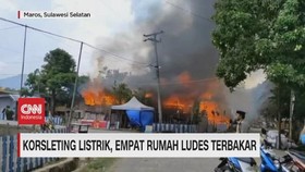 VIDEO: Kebakaran di Maros, 4 Rumah Ludes Terbakar