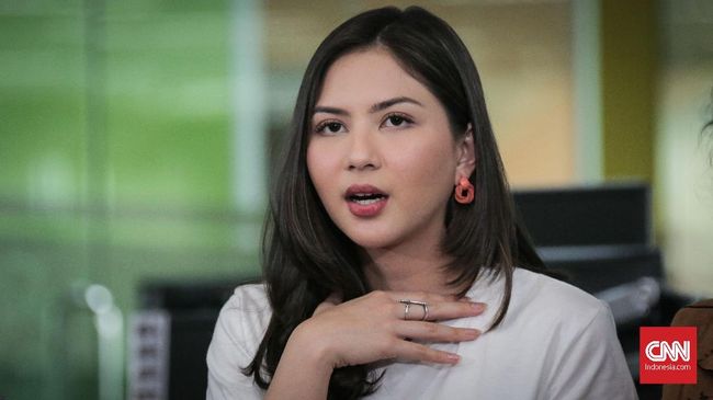 Jessica Mila resmi disematkan boru atau marga Batak Damanik jelang pernikahannya dengan Yakup Hasibuan pada 5 Mei mendatang.