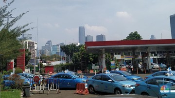 Petinggi Blue Bird (BIRD) Tiba-Tiba Jual 52,56 Juta Saham, Ada Apa?