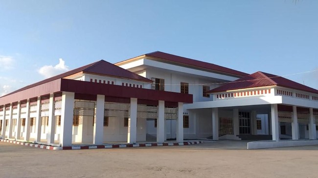 Pemerintah Indonesia menyerahkan Rumah Sakit Bantuan Indonesia di distrik Myaung Bwe, Rakhine, kepada pemerintah Myanmar.