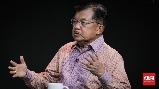Jusuf Kalla mengingatkan semua pihak agar meningkatkan kehati-hatian karena menurutnya lokasi target aksi terorisme bukan hanya menyasar gereja.