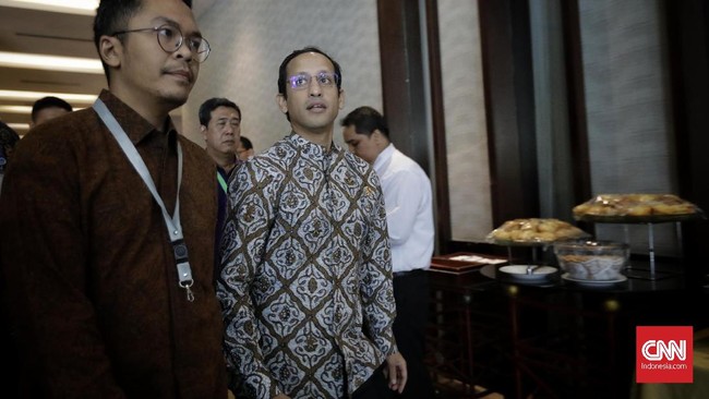 Kemendikbud menyerahkan soal seleksi calon aparatur sipil negera (CASN) ke Kementerian PANRB. Tjahjo Kumolo menjamin kearahasiaan soal.