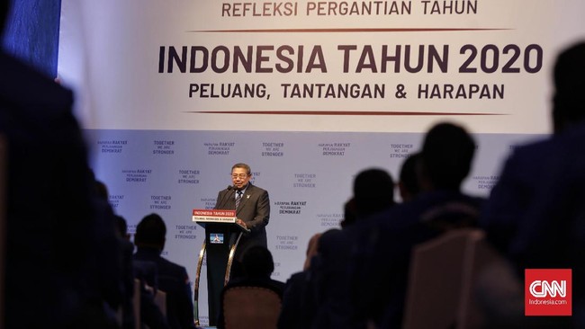 SBY mengatakan rakyat ingin mengetahui detail konsep pemindahan ibu kota termasuk anggaran, biaya dan isu jual aset serta utang luar negeri untuk membiayainya.
