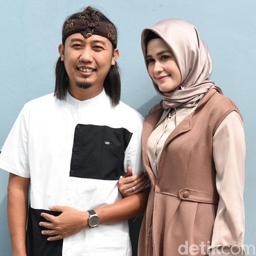 Istri Sempat Keguguran, Ade Jigo Kini Siap Sambut Buah Hati Ketiga