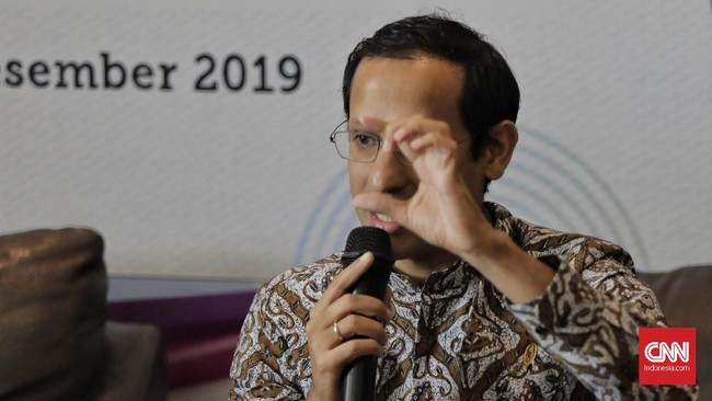 Ikatan Guru Indonesia mengingatkan Menteri Nadiem tidak berorientasi proyek, karena persoalan utama pendidikan terletak pada status dan kualitas guru.