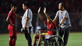 FOTO: Lara Evan Dimas di Kursi Roda Usai Final SEA Games 2019