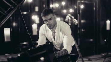 img-title Lirik Lagu All I Want (For Christmas) - Liam Payne