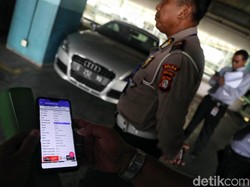 Mobil-motor Nunggak Pajak Dipasangi Hang Tag, Harus Gimana?
