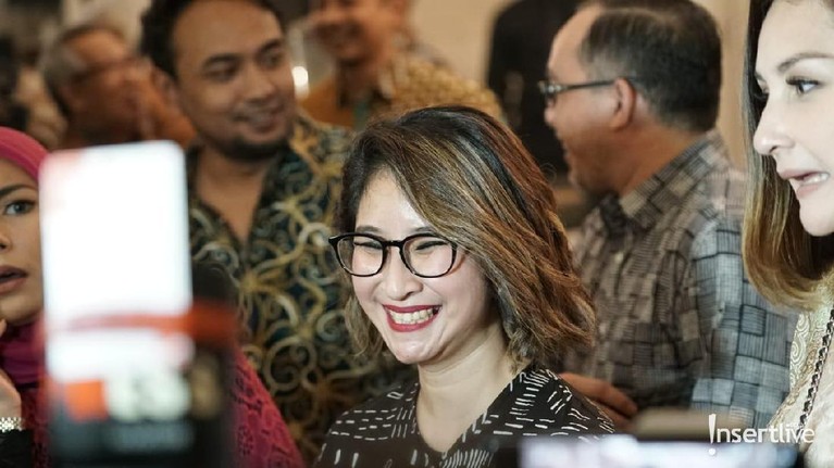 Ini dia deretan para artis yang menjadi tamu di pernikahan Cut Tari dan Richard Kevin.
