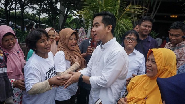 Selain nama Gibran Rakabuming dan Achmad Purnomo, Survei Median juga memunculkan nama Paundrakarna Sukmaputra sebagai tokoh yang menjadi perhatian di Solo.