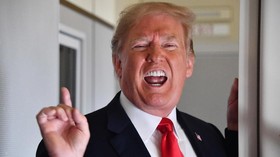 Trump Anggap Tes Corona Berlebihan Usai Ajudan Terinfeksi