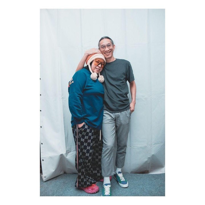 <p>Meski sudah lama menikah, konflik rumah tangga keduanya jarang terdengar oleh publik lho, Bun. (Foto: Instagram @antohhoed)</p>