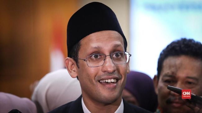 Program Kampus Merdeka yang digagas Menteri Nadiem disebut sebagai omong kosong usai terjadi pemanggilan pengurus BEM UI karena mengkritik Jokowi.
