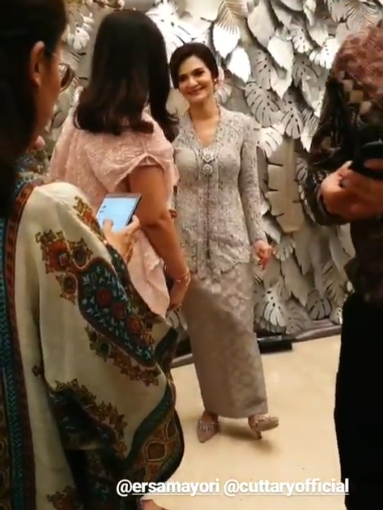 Ucapan Selamat dan Doa untuk Pernikahan Cut Tari & Richard Kevin Para sahabat memberikan ucapan selamat dan doanya kepada pasangan Cut Tari dan Richard Kevin yang menikah hari ini, Kamis (12/12).
