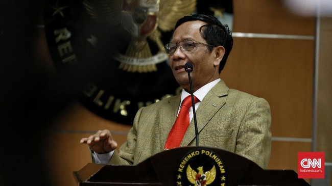 Menanggapi Benny K. Harman, Mahfud MD menyatakan dirinya tak terlibat dalam rencana kembali menghidupkan pasal penghinaan presiden di RKUHP.