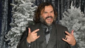 Jack Black Berencana Pensiun Usai Jumanji The Next Level