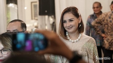 Ibunda Jokowi Meninggal, Sederet Artis Beri Doa Menyentuh